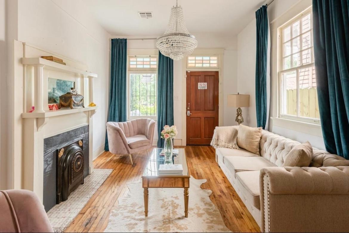 Elegant Renovated House With Relaxing Courtyard Villa New Orleans Bagian luar foto