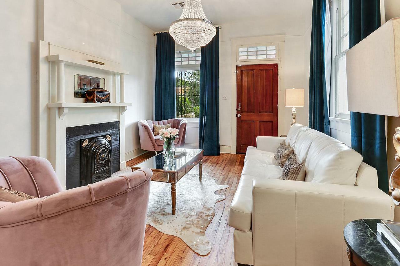 Elegant Renovated House With Relaxing Courtyard Villa New Orleans Bagian luar foto